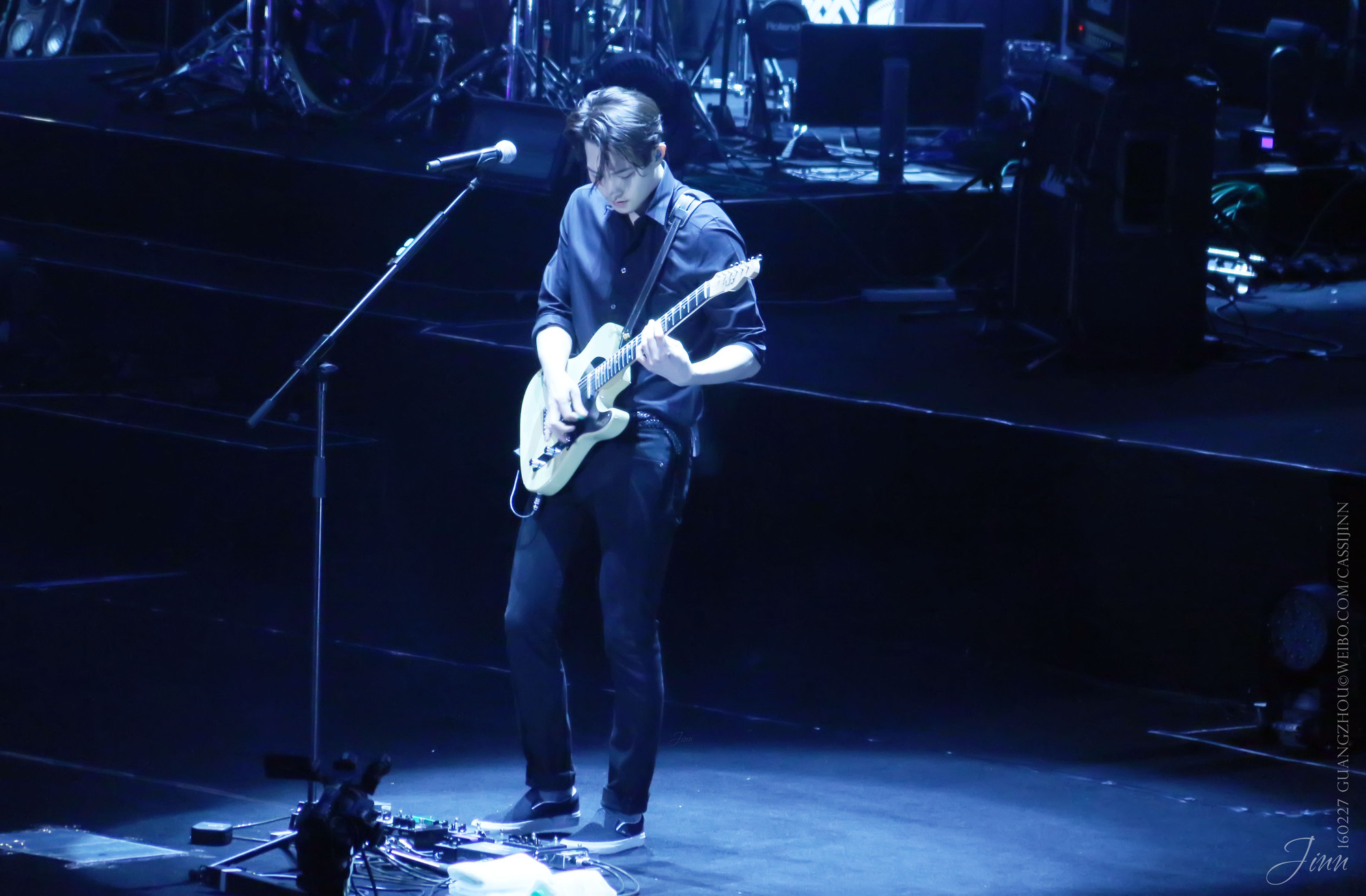 Lee Jong-hyun - 20160227 Come Together in Guangzhou.jpg