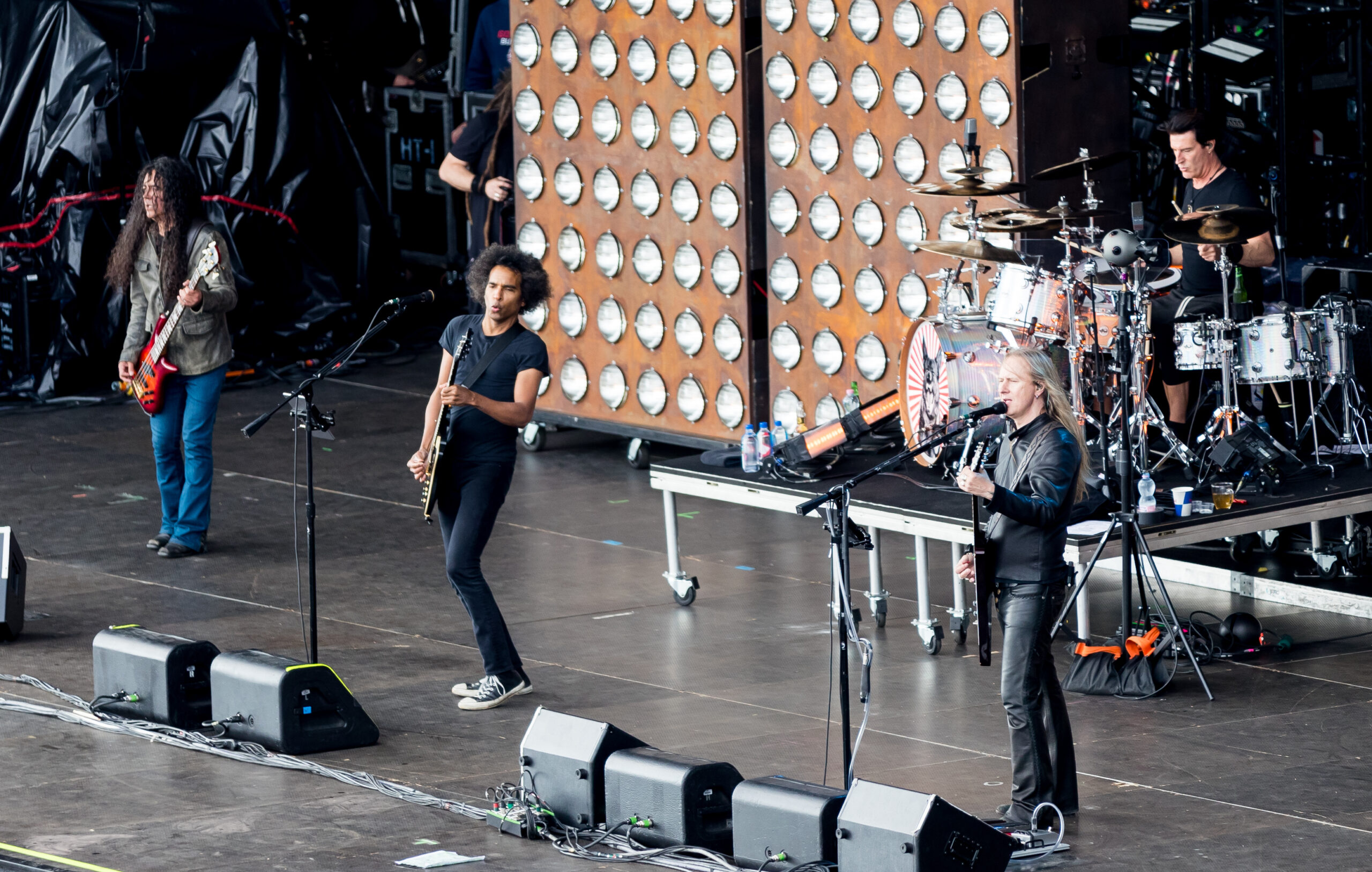 Alice in Chains - 2019-06-07 Rock am Ring (cropped).jpg