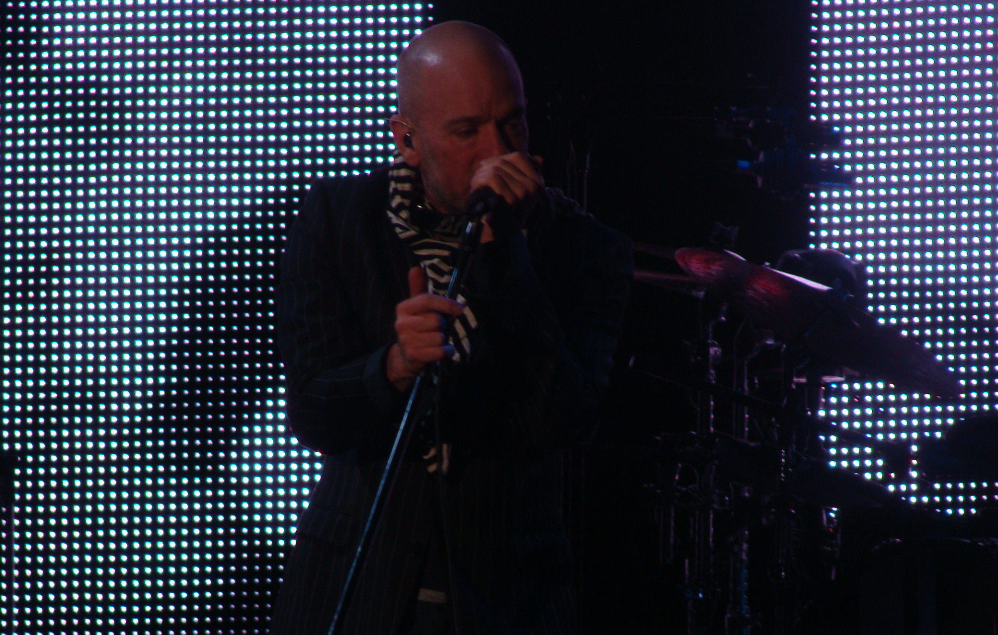 Michael Stipe with R.E.M., 2008A.jpg
