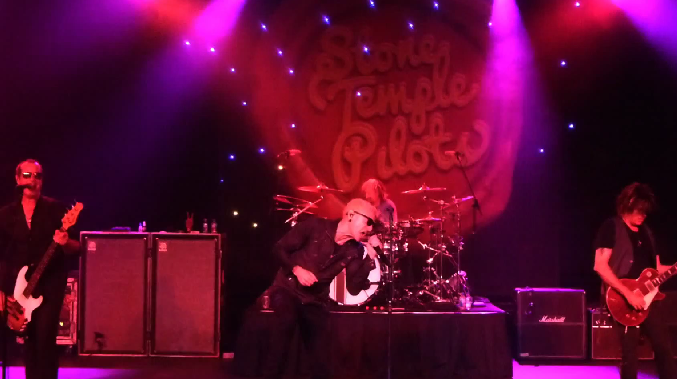 Stone Temple Pilots 2015.png